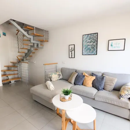 Sunny Duplex Martines 公寓 厄尔梅达诺