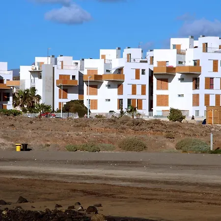 Sunny Duplex Martines *