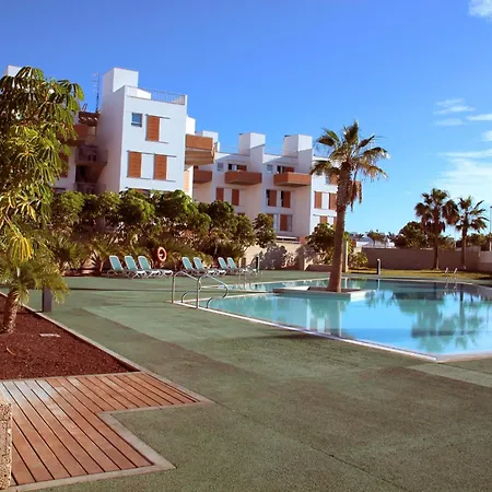 Sunny Duplex Martines *